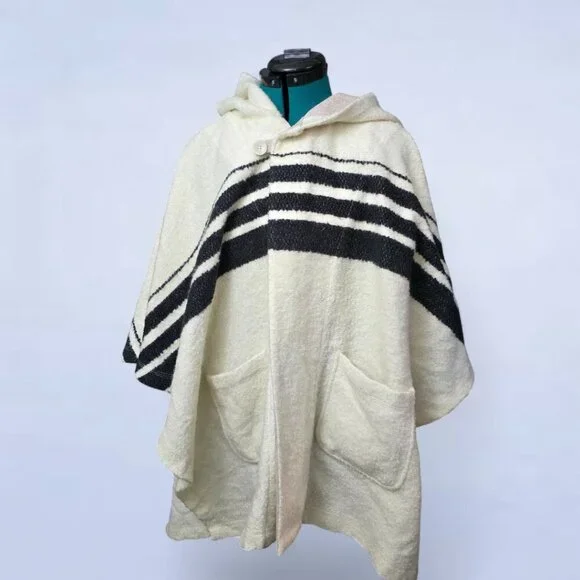 Aritzia Golden By TNA Wool Blend Hooded Cape Poncho - Size Small/Medium - Picture 2 of 9